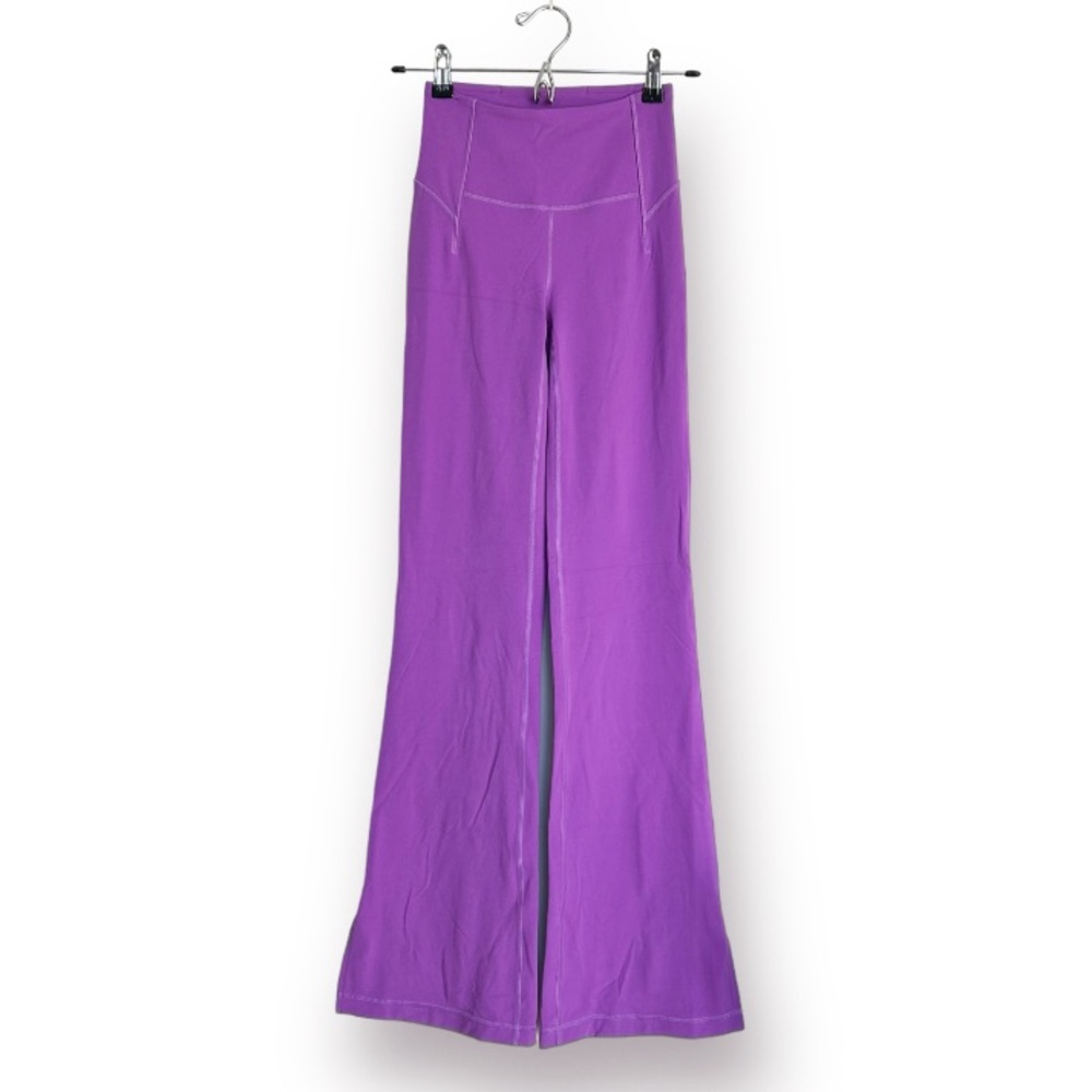 Lululemon Groove High-Rise Flared Pant Nulu in Moonlit Magenta Size 2
